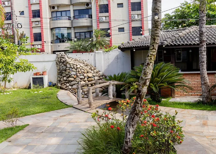 Santa Rita Pousada Guarujá